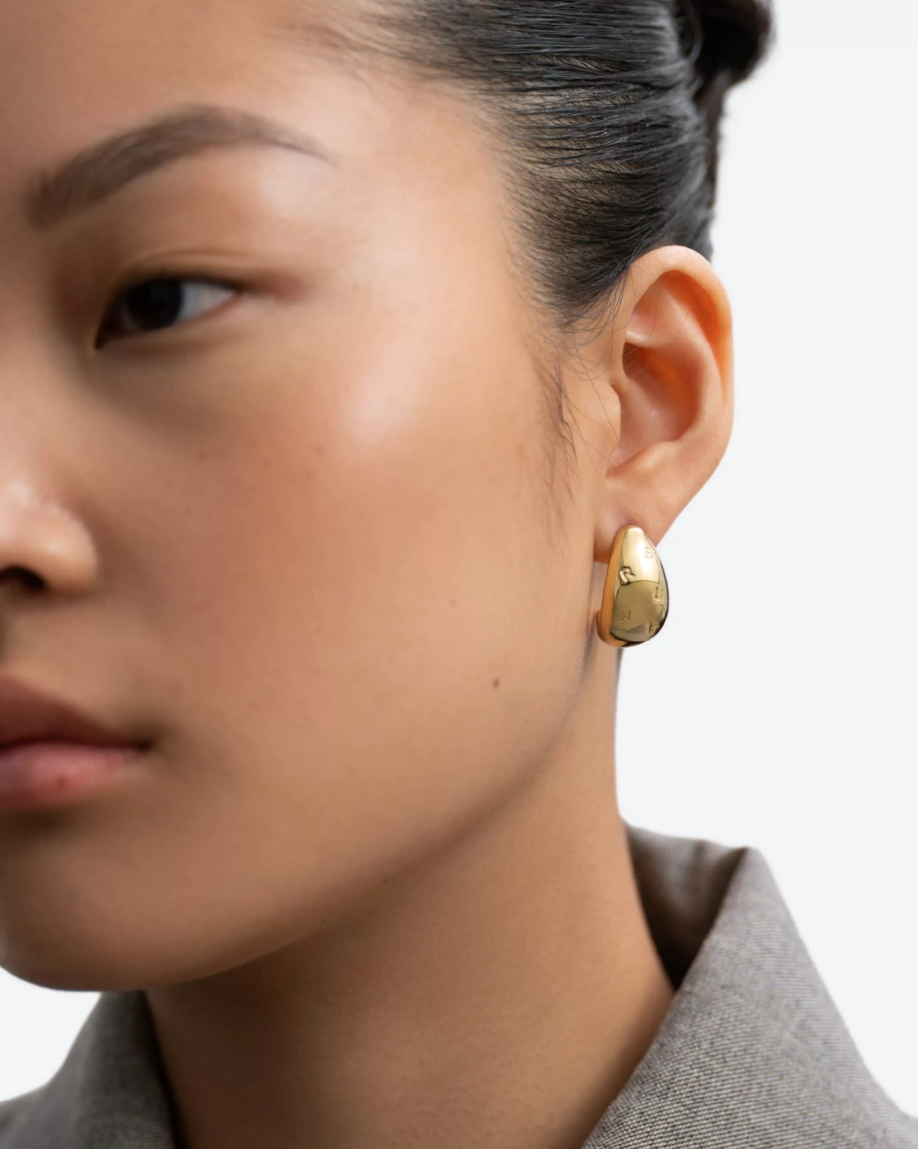 Drop^BRUNA The Label Drop Logo Earrings